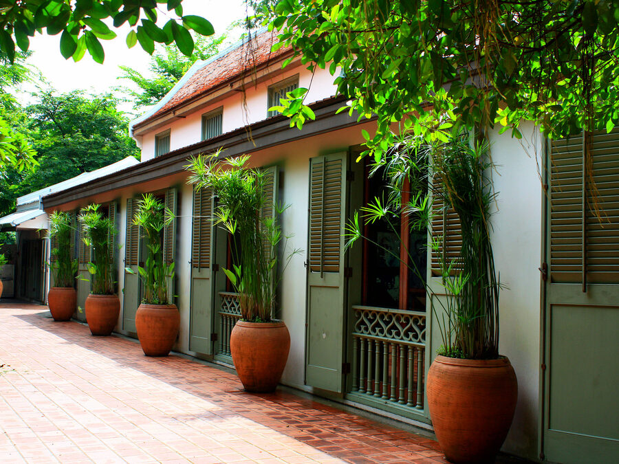 Khlong San Market & Princess Mother Memorial Park